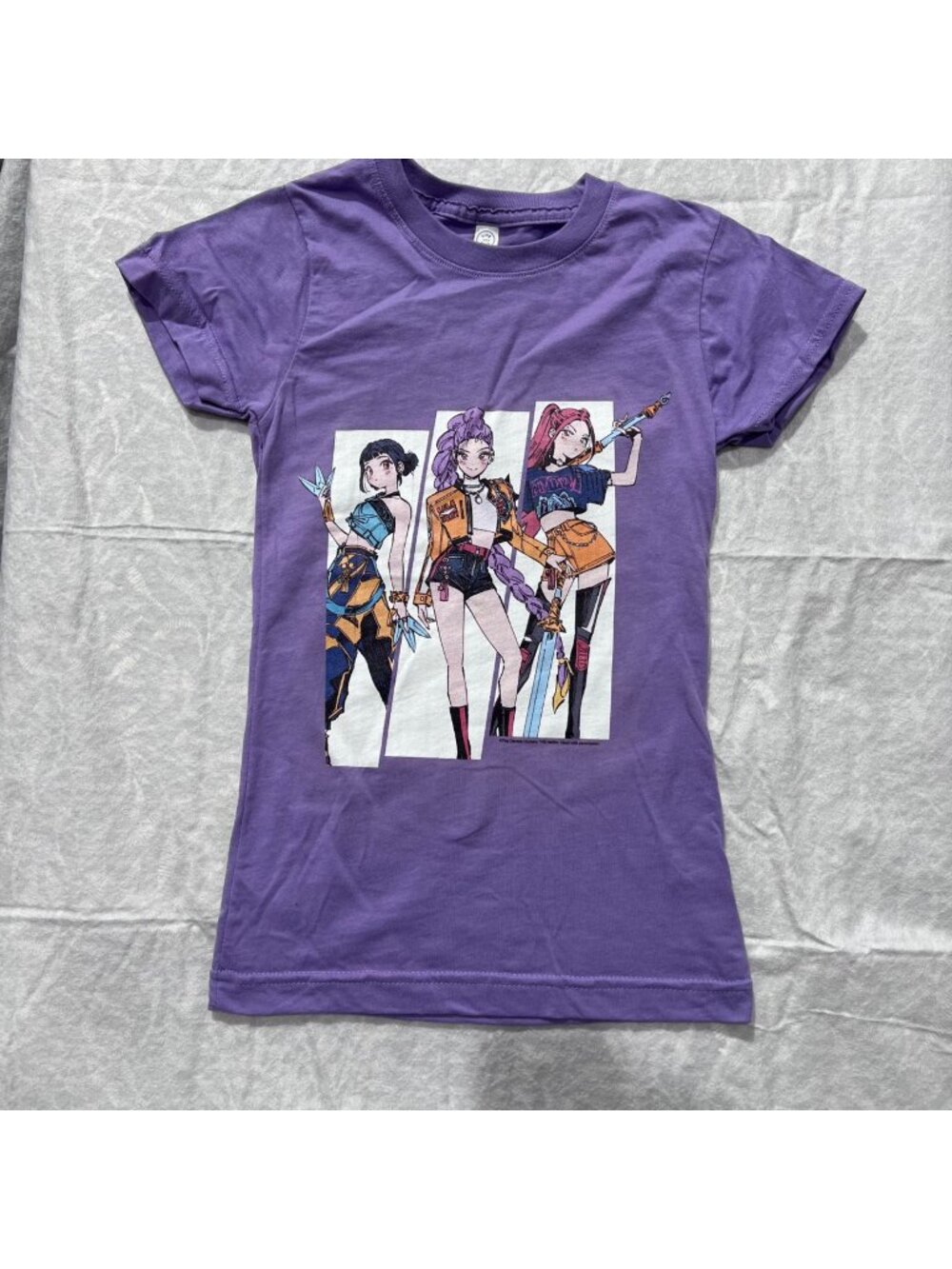 Netflix Girls K-Pop Demon Hunters Purple Graphic T-Shirt Medium 100% Cotton